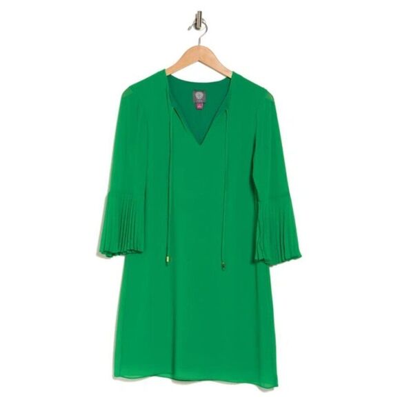 NWT Vince Camuto Chiffon Pleated Bell Sleeve Shift Dress In Apple Green - Picture 2 of 3